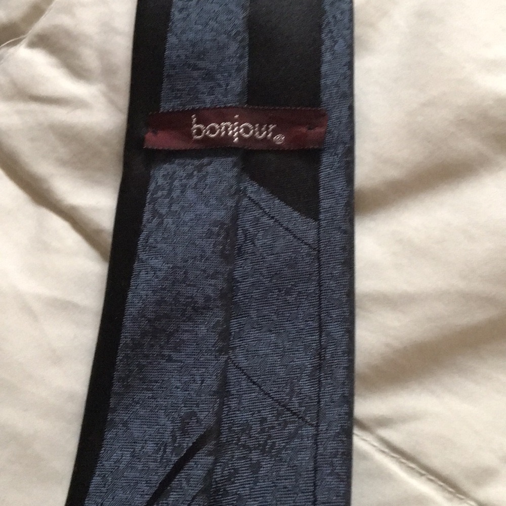 Men’s tie - Picture 3 of 3